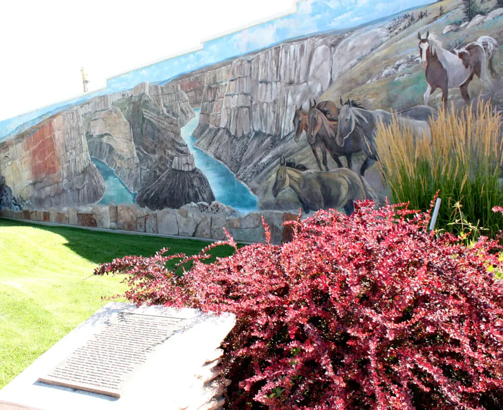 Mural park in Lovell portraying Big Horn Canyon and wild mustangs